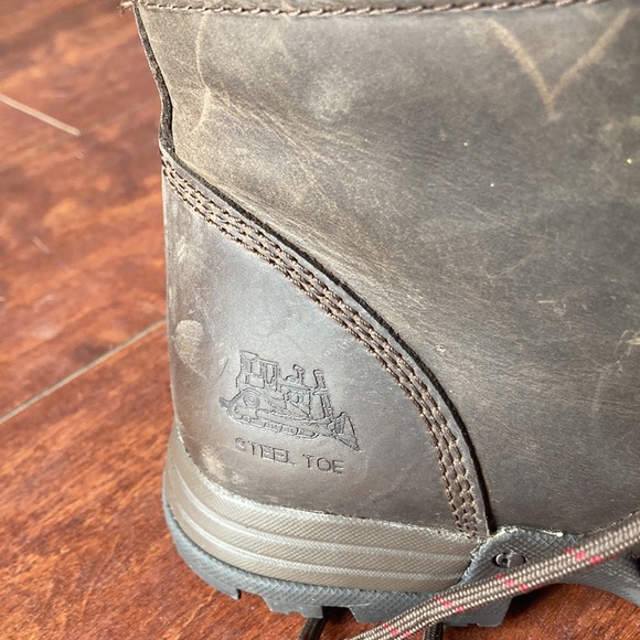 Womens Kensie Steel Toe Trucker CAT Work Boots size 8 - Picture 5 of 7